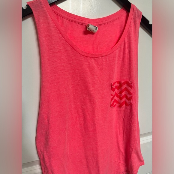 VS PINK loose fit muscle tank with pocket size Small - Picture 2 of 9